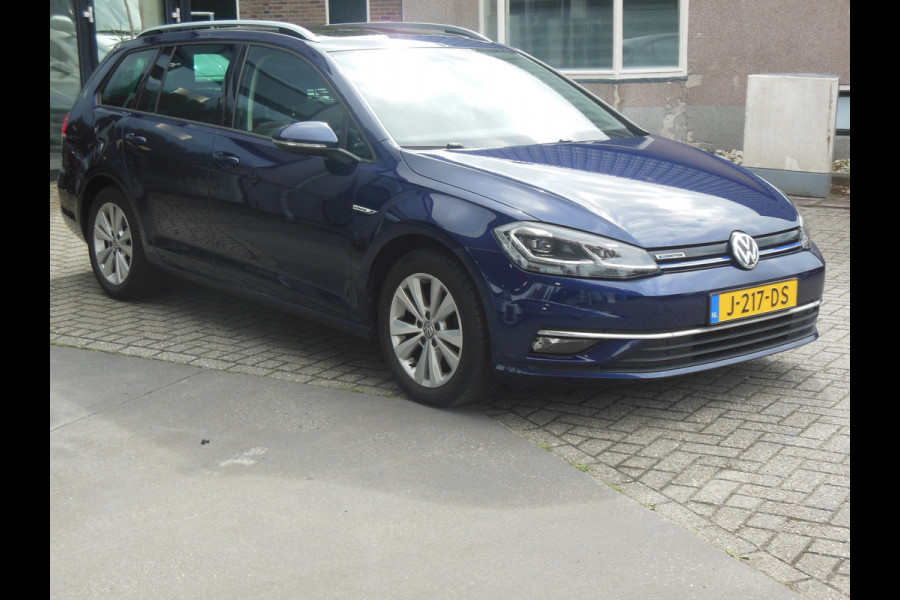 Volkswagen GOLF Variant 1.5 TSI Comfortline Business Staat in De Krim