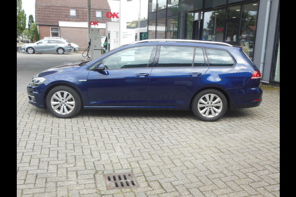 Volkswagen GOLF Variant 1.5 TSI Comfortline Business Staat in De Krim