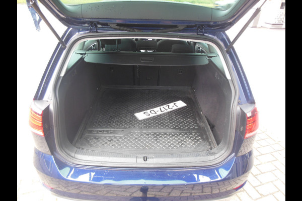 Volkswagen GOLF Variant 1.5 TSI Comfortline Business Staat in De Krim