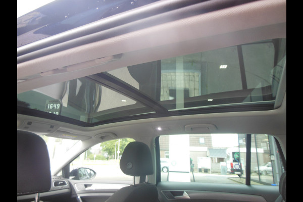 Volkswagen GOLF Variant 1.5 TSI Comfortline Business Staat in De Krim