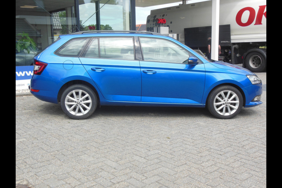 Škoda Fabia Combi 1.0 TSI Business Edition Staat in De Krim