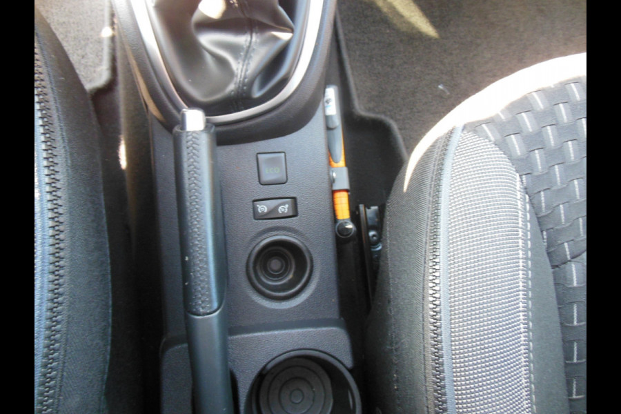 Renault Captur 0.9 TCe Intens Staat in Hoogeveen