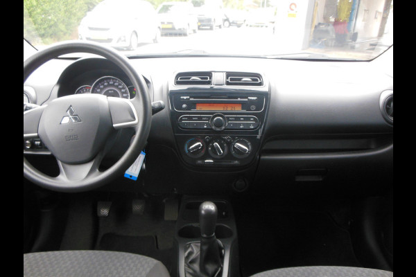 Mitsubishi Space Star 1.0 Cool+ Staat in De Krim