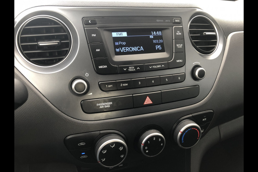 Hyundai i10 1.0i i-Motion | Airco | Elektrische ramen voor | Radio/USB/AUX | 5drs. |  Staat in Hoogeveen