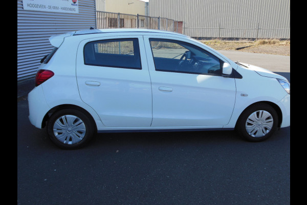 Mitsubishi Space Star 1.0 Cool+ staat in Hoogeveen