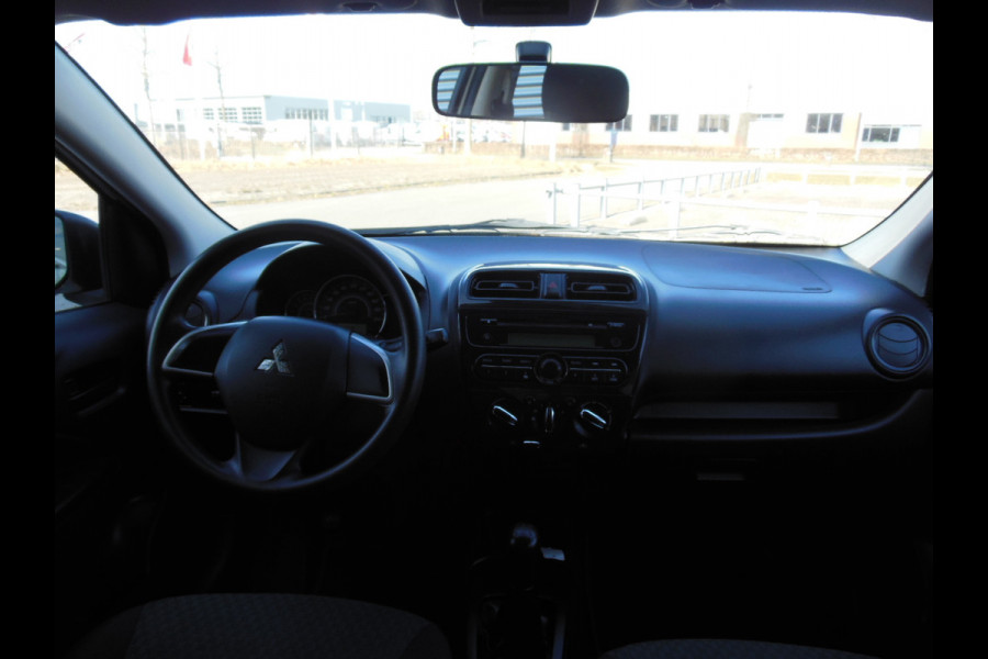 Mitsubishi Space Star 1.0 Cool+ staat in Hoogeveen