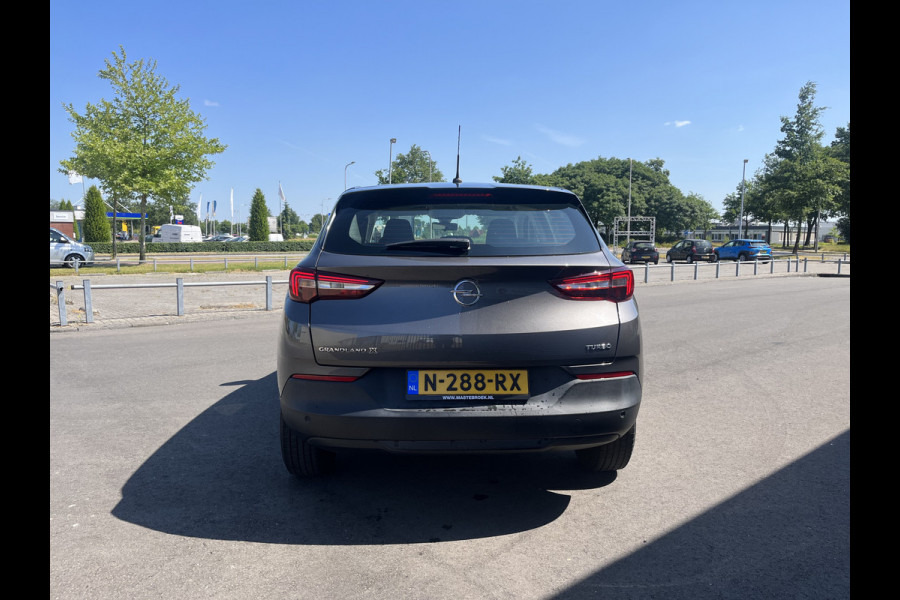Opel Grandland X 1.2 Turbo Ultimate Parkeersensoren achter I Airco Staat in Hoogeveen