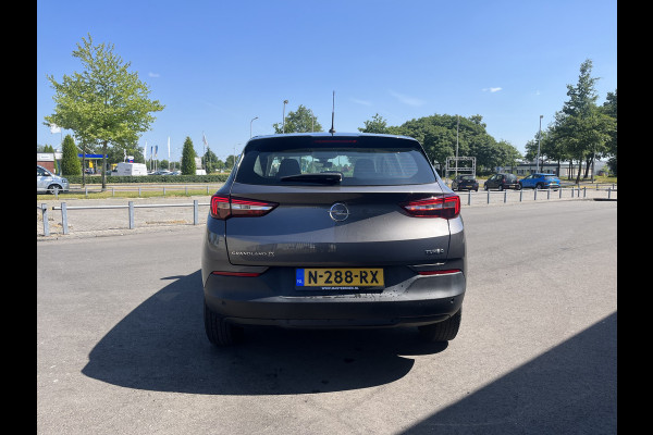 Opel Grandland X 1.2 Turbo Ultimate Parkeersensoren achter I Airco Staat in Hoogeveen
