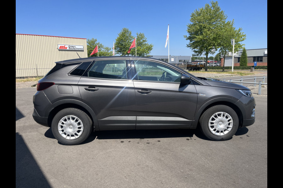 Opel Grandland X 1.2 Turbo Ultimate Parkeersensoren achter I Airco Staat in Hoogeveen