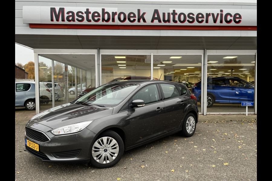 Ford Focus 1.0 Trend | Parkeercamera | Airco | Elektrische Ramen | Staat in Hardenberg