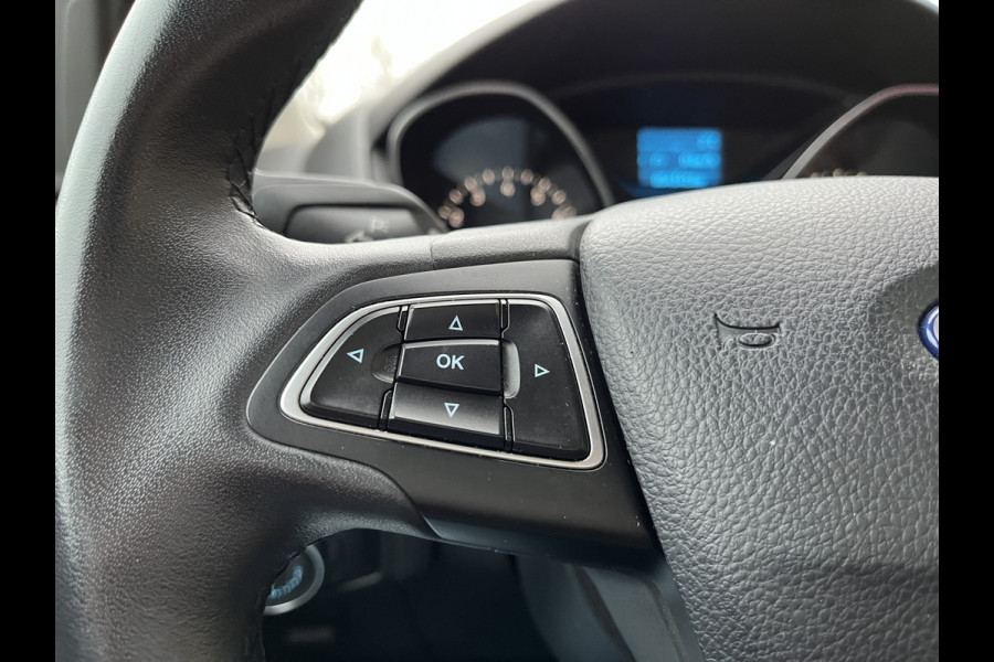 Ford Focus 1.0 Trend | Parkeercamera | Airco | Elektrische Ramen | Staat in Hardenberg