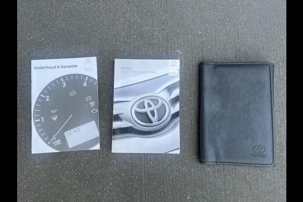 Toyota Aygo 1.0 VVT-i x-fun Staat in De Krim