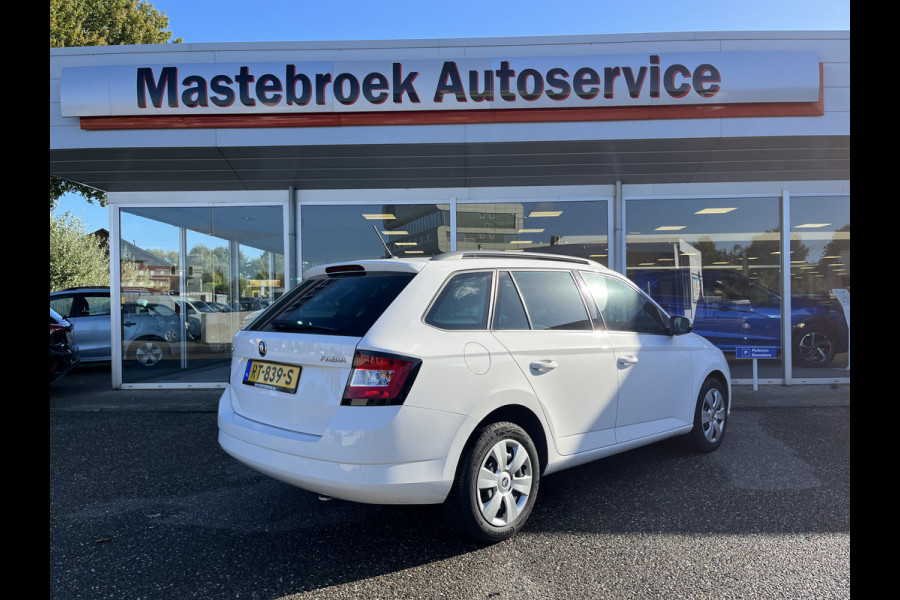 Škoda Fabia Combi 1.0 TSI Ambition Navigatie/Airco Staat in Hardenberg