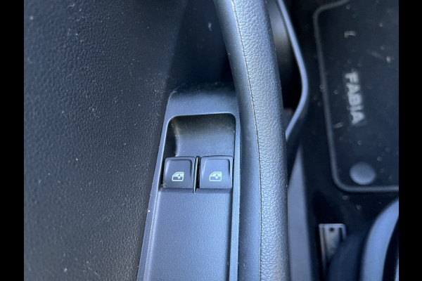 Škoda Fabia Combi 1.0 TSI Ambition Navigatie/Airco Staat in Hardenberg
