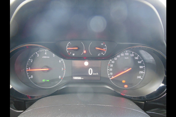 Opel Corsa 1.2 Edition Staat in Hoogeveen