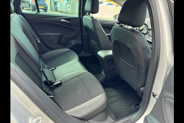 Opel Astra Sports Tourer 1.2 Blitz Elegance Schuif kanteldak Staat in Hardenberg