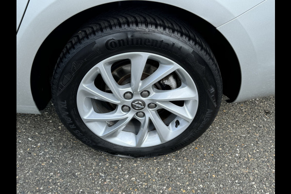 Opel Astra Sports Tourer 1.2 Blitz Elegance Schuif kanteldak Staat in Hardenberg