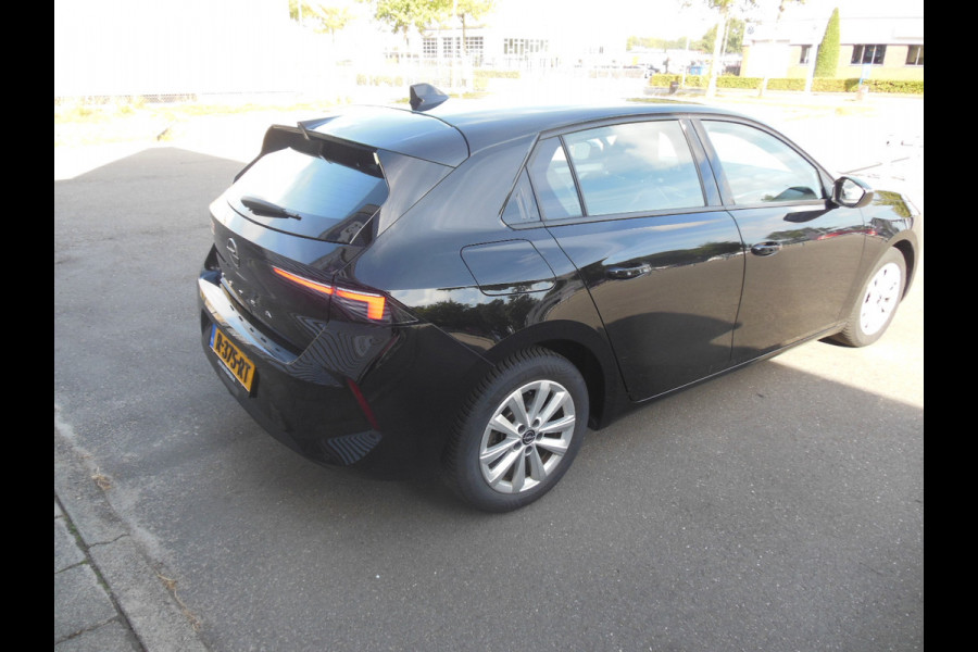Opel Astra 1.2 Edition Staat in Hoogeveen