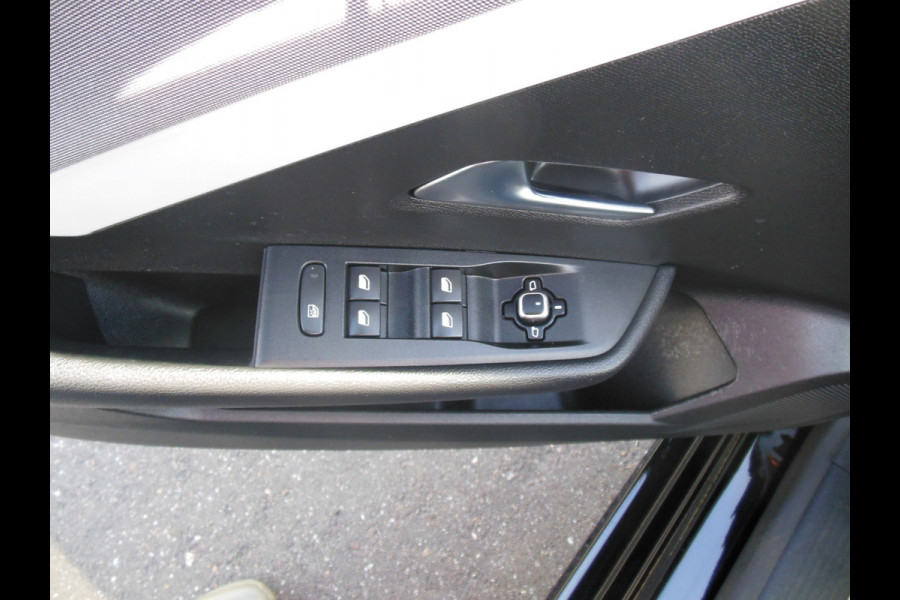 Opel Astra 1.2 Edition Staat in Hoogeveen