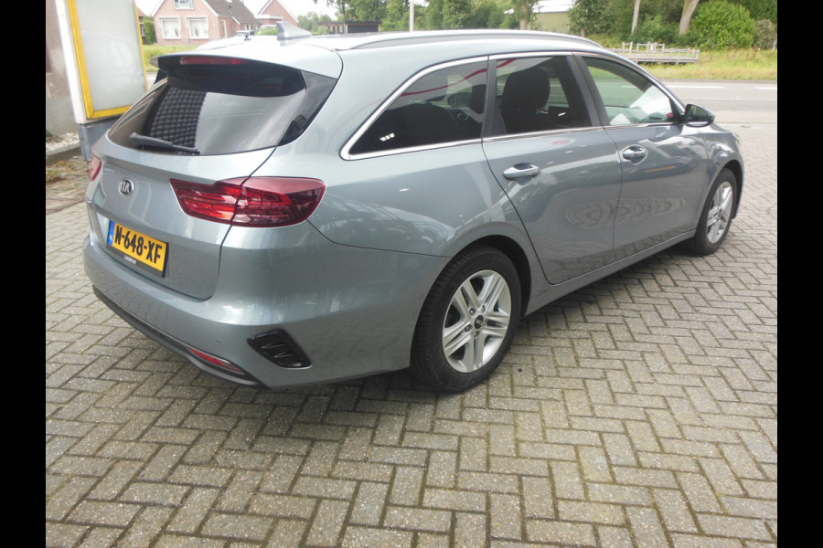 Kia Ceed Sportswagon 1.0 T-GDi DynamicPlusLine Staat in De Krim