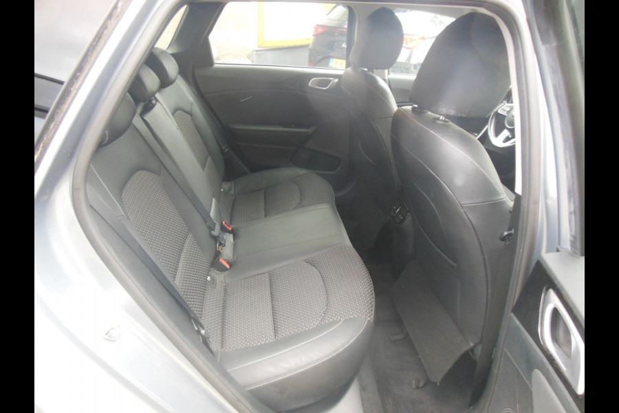 Kia Ceed Sportswagon 1.0 T-GDi DynamicPlusLine Staat in De Krim
