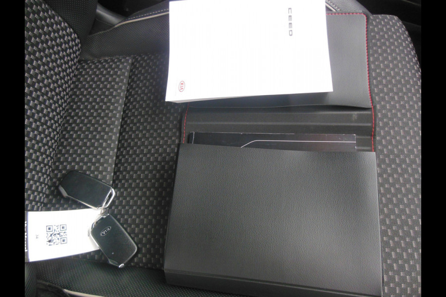 Kia Ceed Sportswagon 1.0 T-GDi DynamicPlusLine Staat in De Krim