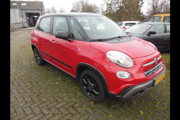 Fiat 500L 0.9 TwinAir CityCross Staat in De Krim