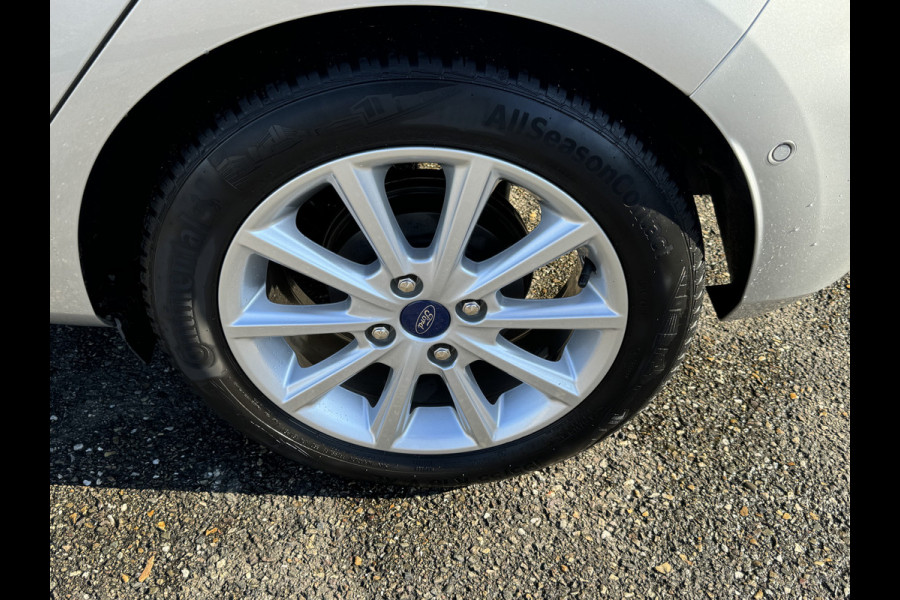 Ford Fiesta 1.0 EcoBoost Titanium Staat in Hardenberg
