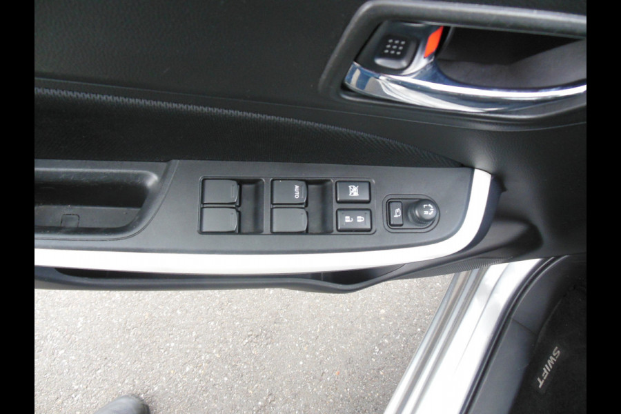 Suzuki Swift 1.2 Stijl Automaat Staat in  Hoogeveen