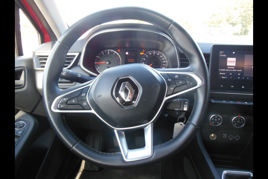 Renault Clio 1.0 TCe Zen Staat in DE KRIM