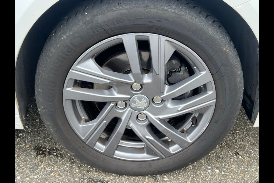Peugeot 208 1.2 PureTech Active Pack Afneembare Trekhaak Staat in Hardenberg