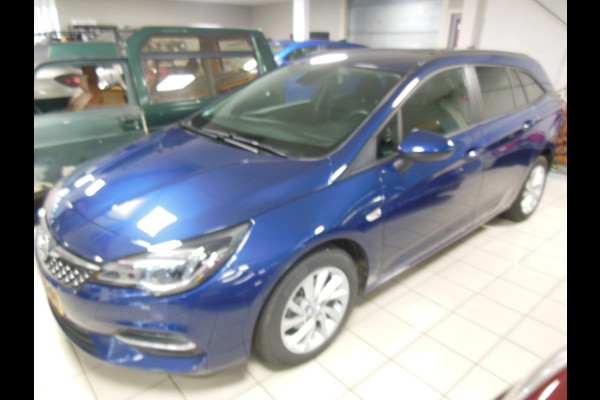 Opel Astra Sports Tourer 1.4 Business Edition AUTOMAAT Staat in De Krim