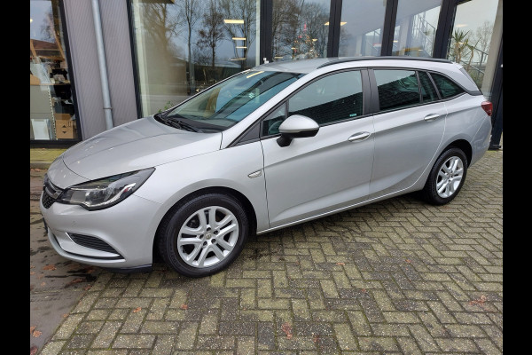 Opel Astra Sports Tourer 1.0 Online Edition Staat in De Krim Staat in de Krim