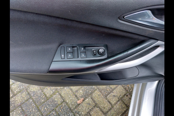 Opel Astra Sports Tourer 1.0 Online Edition Staat in De Krim Staat in de Krim