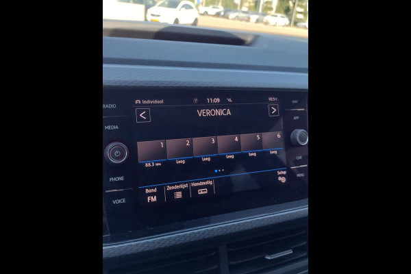 Volkswagen T-Cross 1.0 TSI Style Furtial Cockpit Staat in Hardenberg