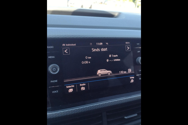 Volkswagen T-Cross 1.0 TSI Style Furtial Cockpit Staat in Hardenberg