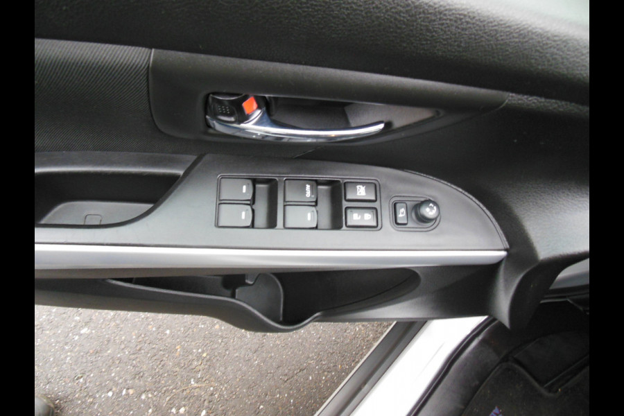 Suzuki S-Cross 1.4 Boosterjet Exclusive Staat in Hoogeveen