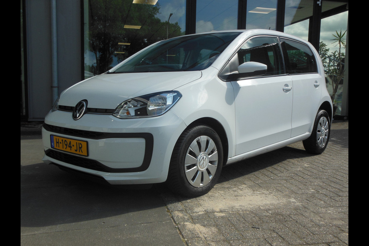 Volkswagen up! 1.0 BMT take up! Staat in De Krim