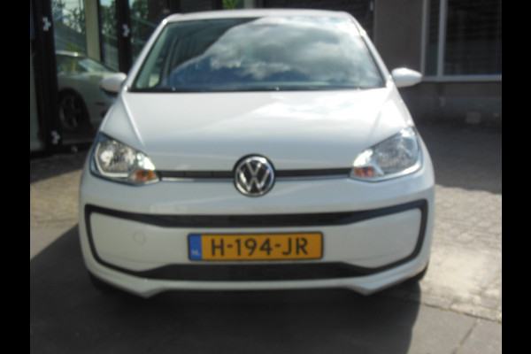 Volkswagen up! 1.0 BMT take up! Staat in De Krim