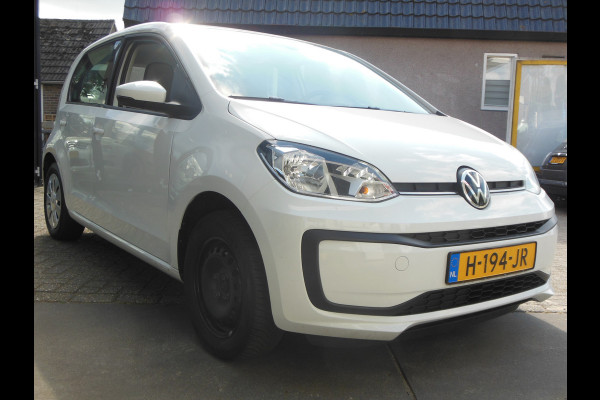 Volkswagen up! 1.0 BMT take up! Staat in De Krim