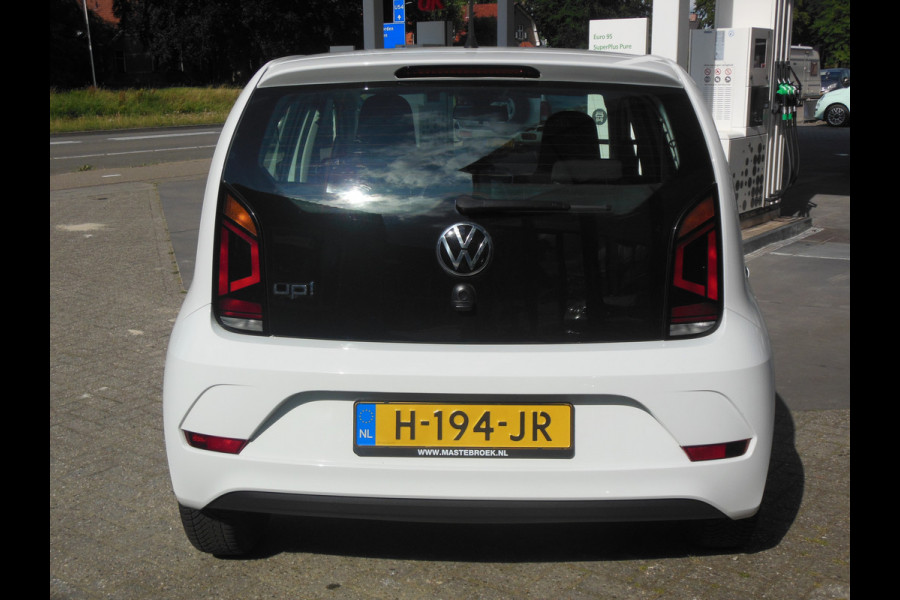 Volkswagen up! 1.0 BMT take up! Staat in De Krim