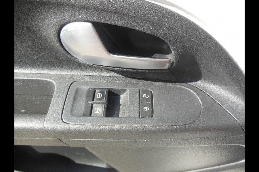Volkswagen up! 1.0 BMT take up! Staat in De Krim