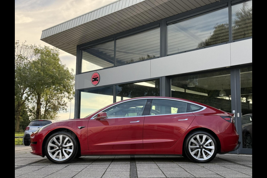 Tesla Model 3 Range Plus Aut. | 19inch ALU | Panorama | Trekhaak | Navi | Camera
