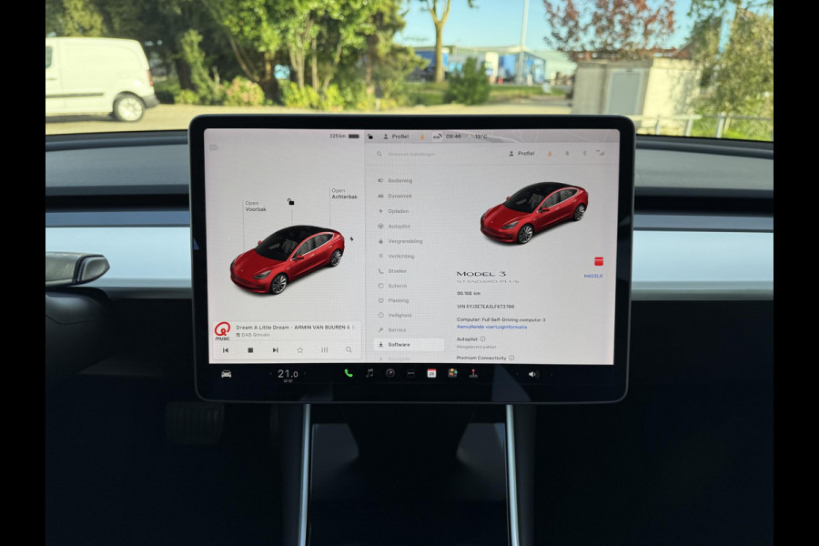 Tesla Model 3 Range Plus Aut. | 19inch ALU | Panorama | Trekhaak | Navi | Camera