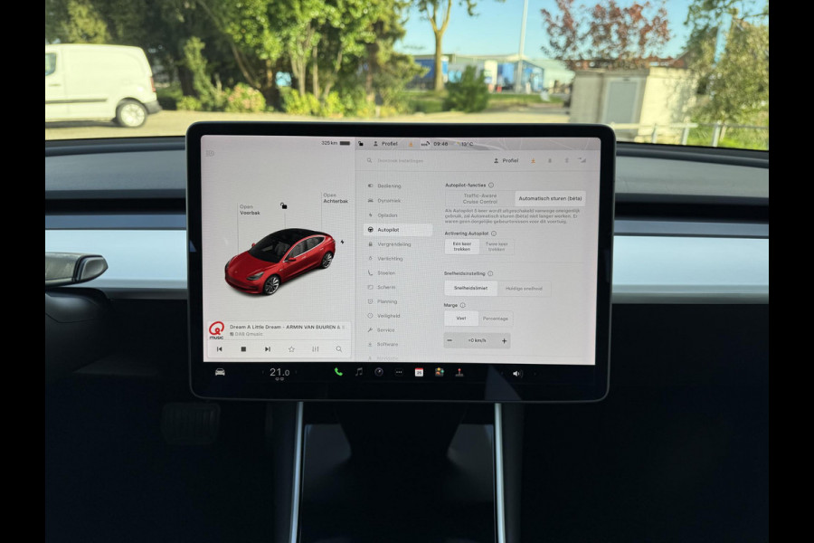 Tesla Model 3 Range Plus Aut. | 19inch ALU | Panorama | Trekhaak | Navi | Camera
