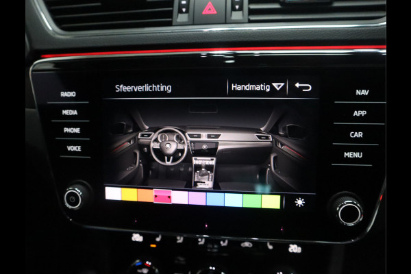 Škoda Superb Combi 1.5 TSI ACT Sportline / Panoramadak Škoda Superb Combi 1.5 TSI ACT Sportline / Panoramadak