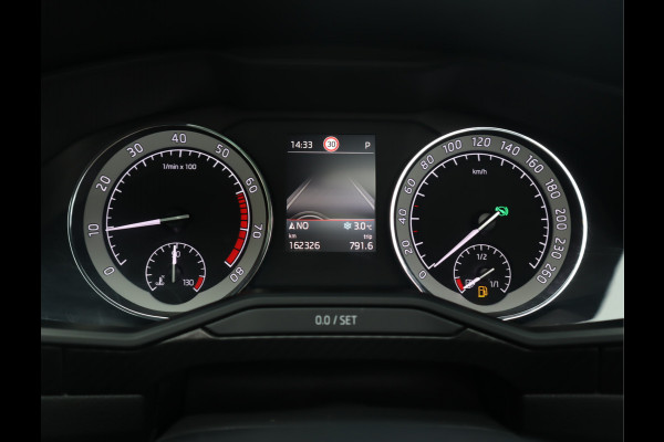 Škoda Superb Combi 1.5 TSI ACT Sportline / Panoramadak Škoda Superb Combi 1.5 TSI ACT Sportline / Panoramadak