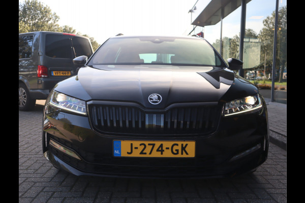 Škoda Superb Combi 1.5 TSI ACT Sportline / Panoramadak Škoda Superb Combi 1.5 TSI ACT Sportline / Panoramadak