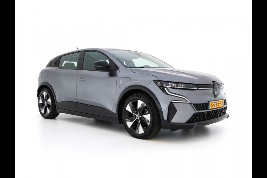 Renault Mégane E-Tech EV60 Optimum Charge Evolution [ 3-Fase ] {SOH-92%} (INCL-BTW) Aut *FULL-LED | DIGI-COCKPIT | NAVI-FULLMAP | CAMERA | COMFORT-SEATS | KEYLESS | ECC | PDC | CRUISE | DAB | CARPLAY | SHIFT-PADDLES | LANE-ASSIST | 18''ALU*
