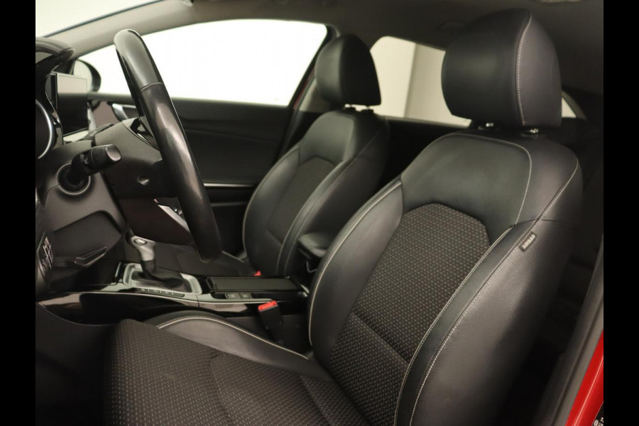 Kia Ceed 1.0 T-GDi DynamicPlusLine | Automaat | Stoel & stuurverwarming | Adaptive cruise | Trekhaak | Half leder | Carplay | Climate control